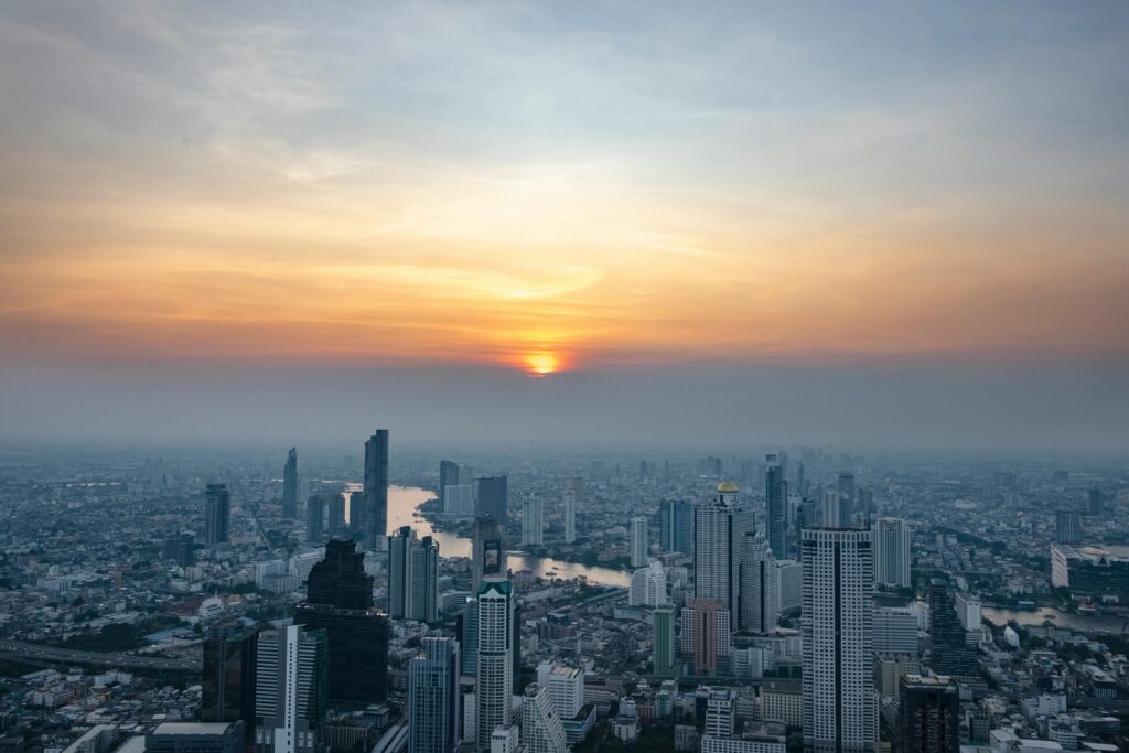 Why Thailand Rarely Feels Relaxing at the Beginning