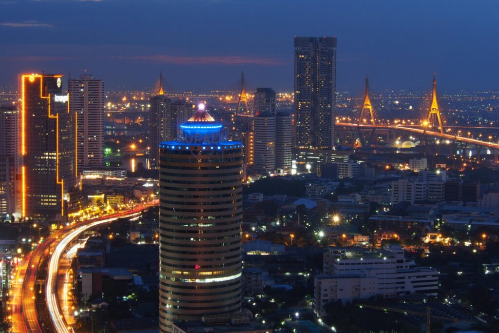 Bangkok vs Chiang Mai: How to Choose the Right City for Your Trip