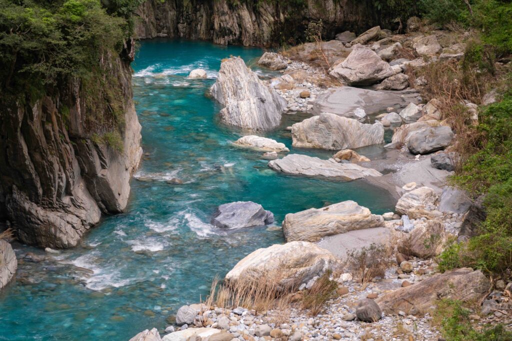How Long to Stay in Taiwan: Finding the Right Length for Your Trip Turquoise river winding through the marble cliffs of Taroko Gorge, how long to stay in Taiwan guide