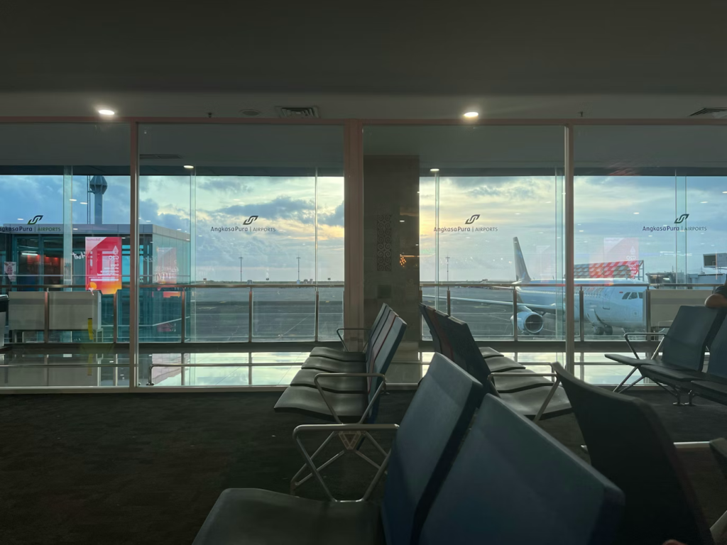 Flying from Bali to Kuala Lumpur: What to Expect on a Quick and Easy Flight Between Two Popular Destinations