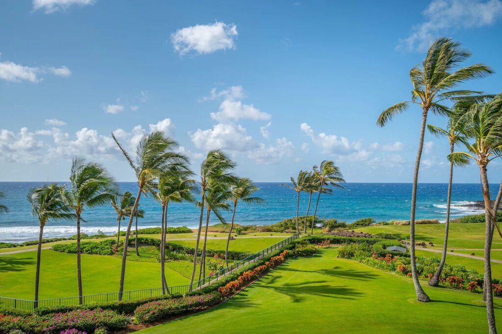 12 Best Hawaii All-Inclusive Resorts (2026): Top Worry-Free Vacation Deals