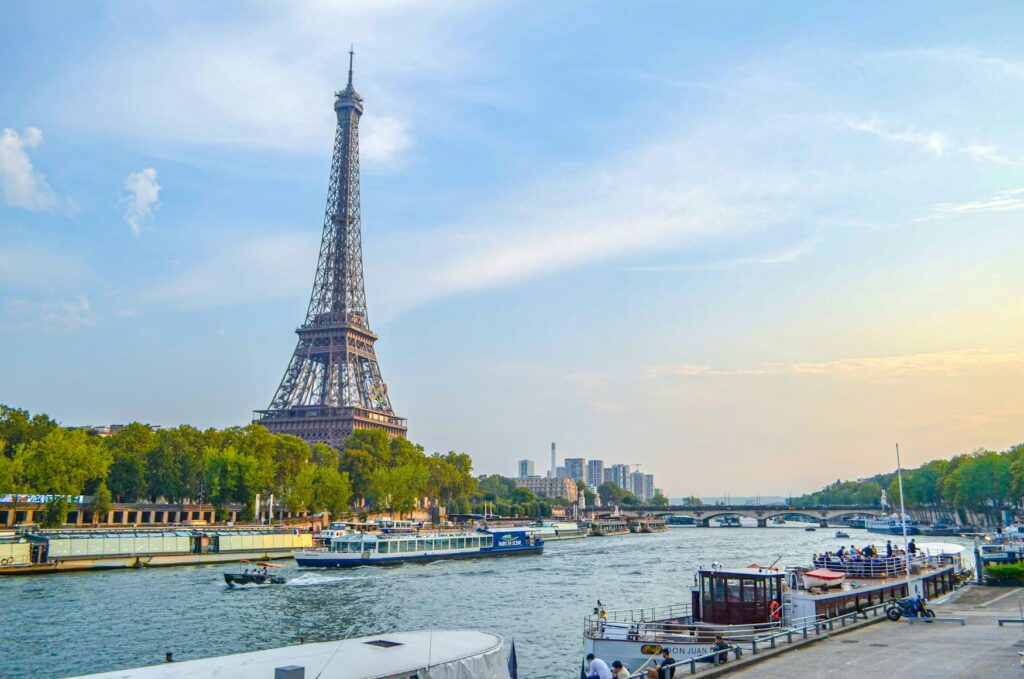 One Day in Paris (2026): An Exact 24-Hour Itinerary for First-Timers