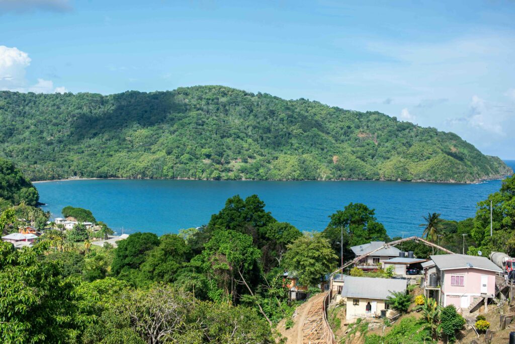 Relaxing coastal views, showing how easy it is to enjoy stunning tropical vacations on a budget