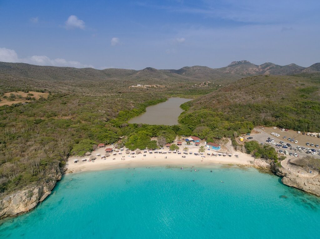 Stunning white sands of Grote Knip in Curaçao, one of the most beautiful cheap islands to visit