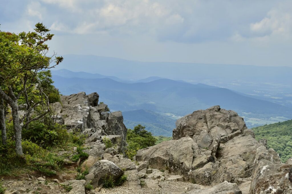 Rocky overlook in Shenandoah National Park, Virginia, perfect for budget family hikes