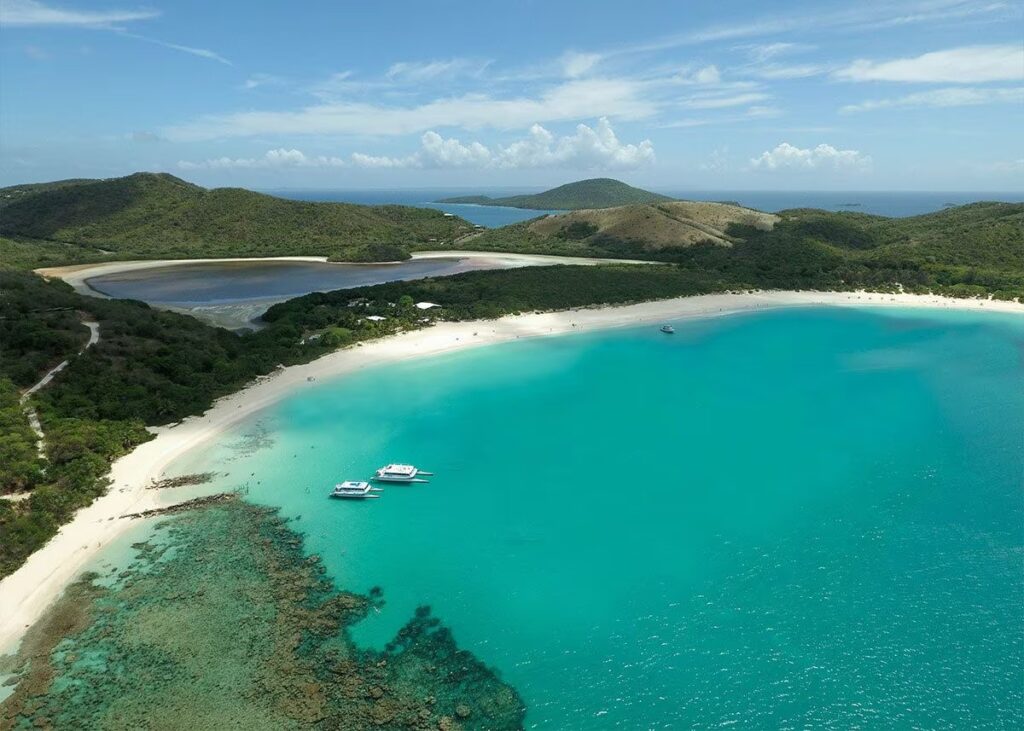 Aerial view of a secluded cove in Culebra, highlighting where to stay in puerto rico. 