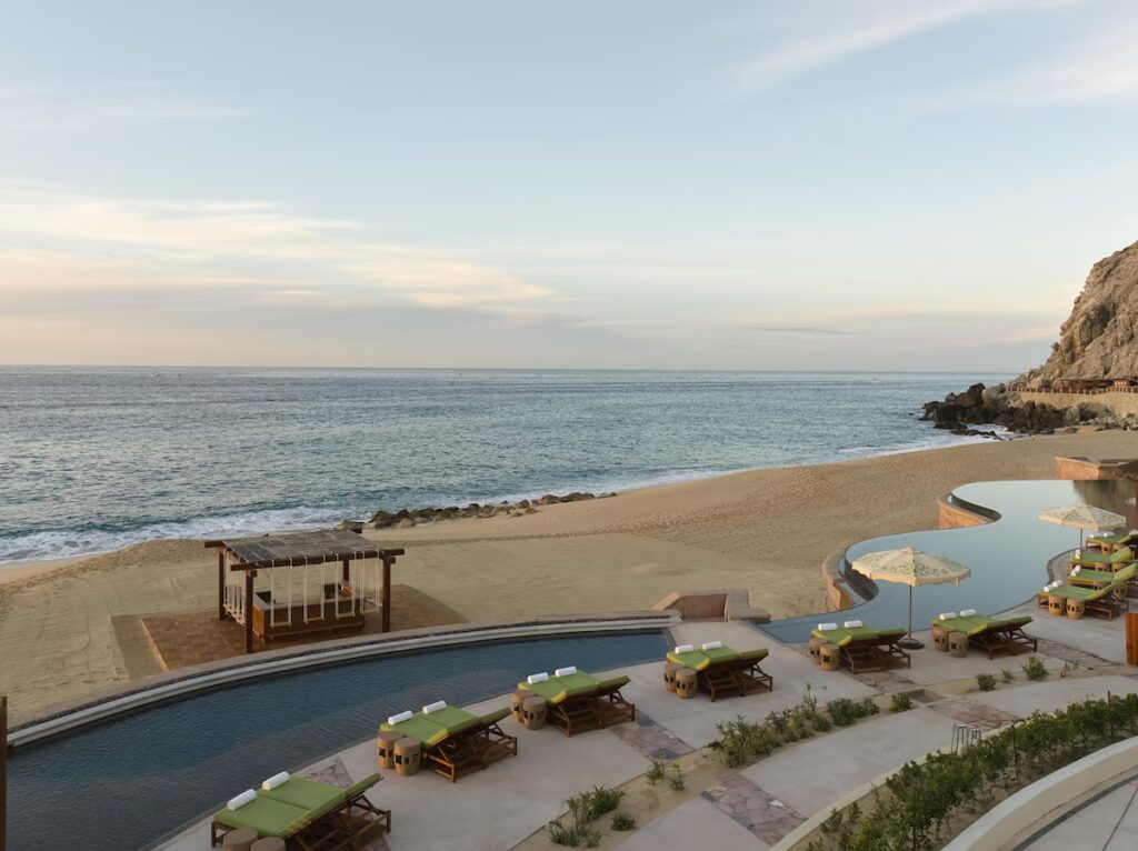 Private infinity plunge pools offering unobstructed Pacific Ocean views at Waldorf Astoria Los Cabos Pedregal.