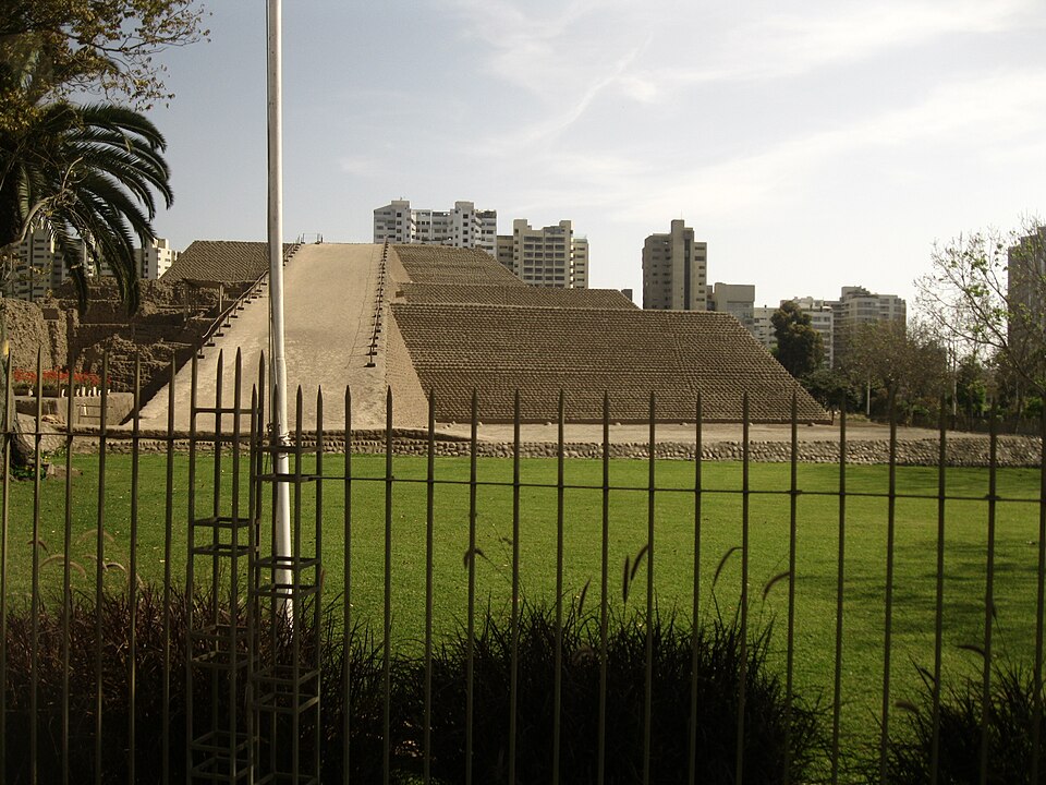 Stepped adobe ramp of Huaca Huallamarca among top tourist attractions.