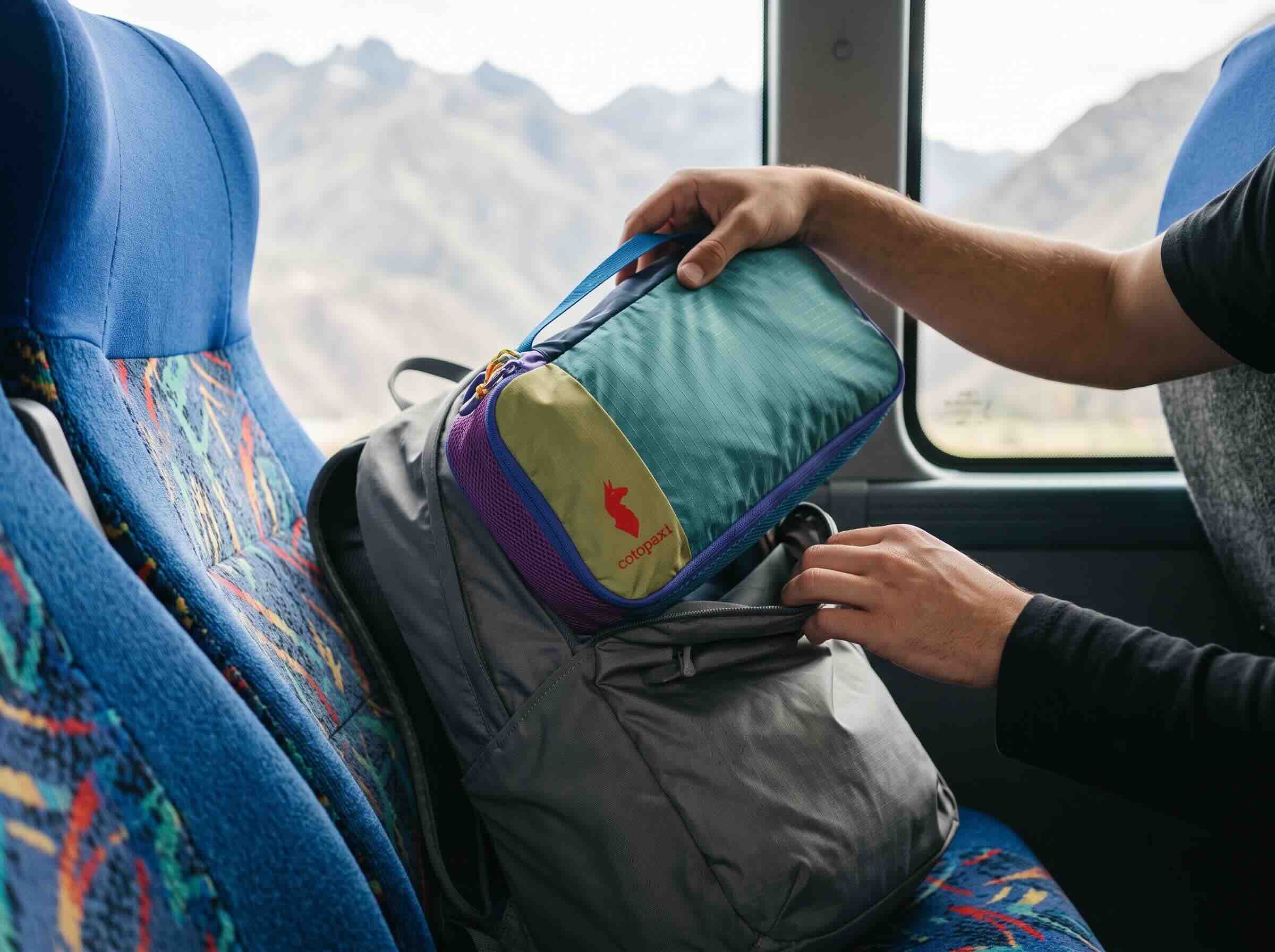 11. Cotopaxi Cubo Del Día Packing Cubes